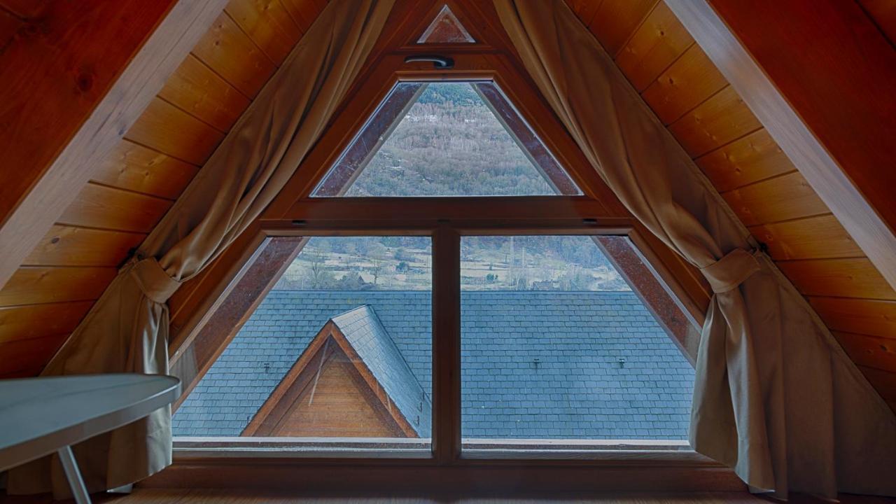 Saplan Real Estate Saubaga Leilighet Bossost Eksteriør bilde